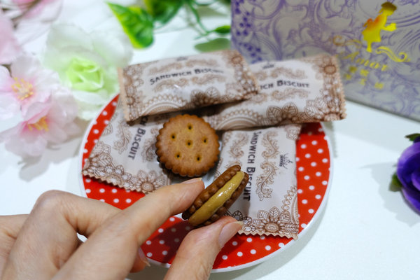 淡水必買老街伴手禮-愛牧手作工坊牛軋餅、豬肉紙，手工製作低糖配方淡水手信，好吃網購零嘴，外國人喜歡的台灣伴手禮