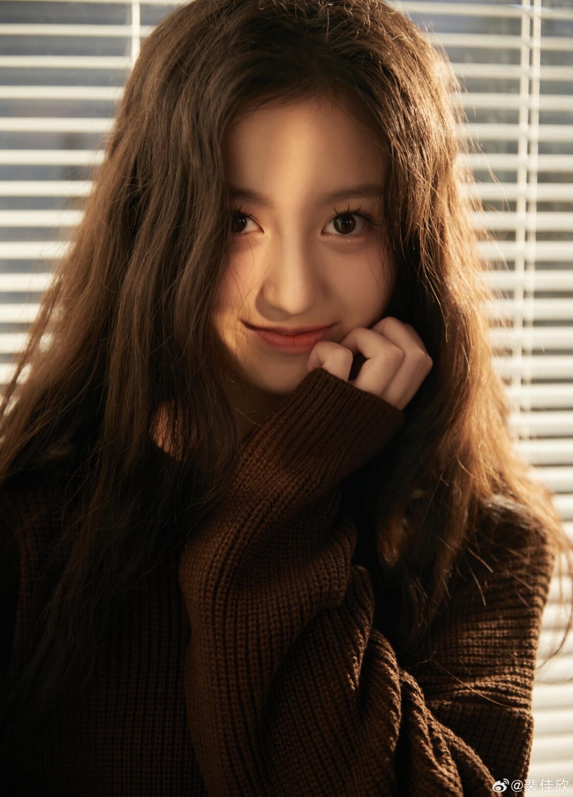 六位陸劇05後小花來了！你最看好誰？出演過超多爆劇的配角、「她」和張凌赫搭檔過！？