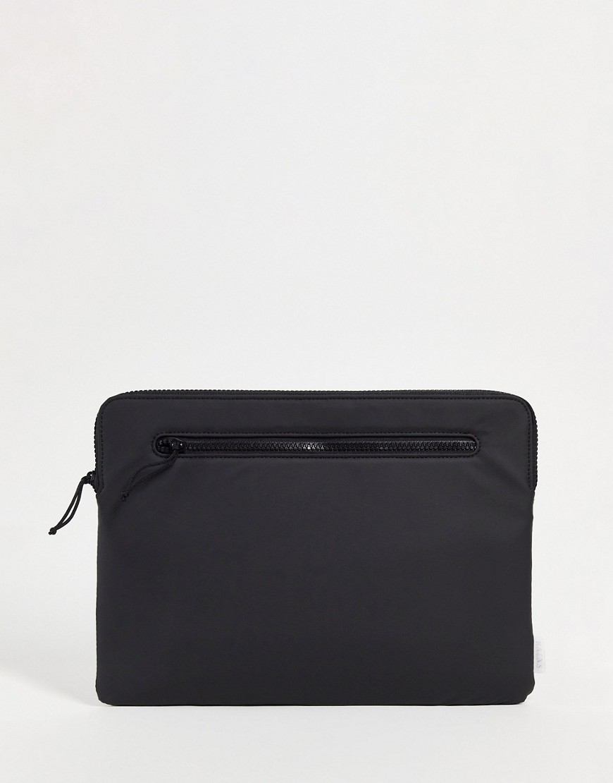 Rains 1649 zip top 13 inch laptop cover in black