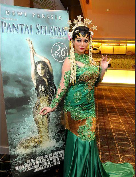 5 Seleb Ini Pernah Lakukan Ritual Berbau Mistis, untuk Apa Ya?