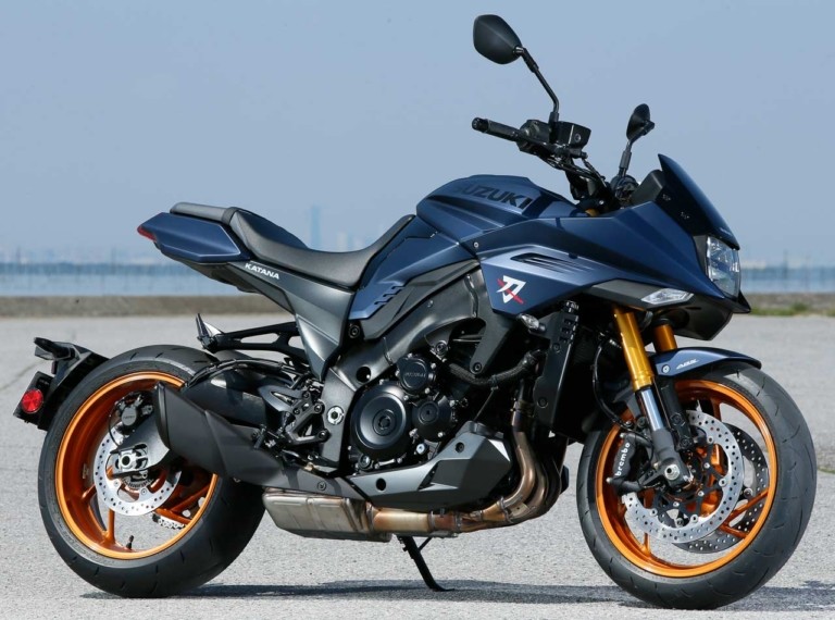 スズキKATANA ['22後期 新型バイクカタログ]：電子制御強化