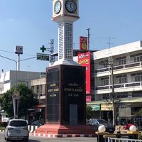 ตลาดบางลี่ สองพี่น้อง