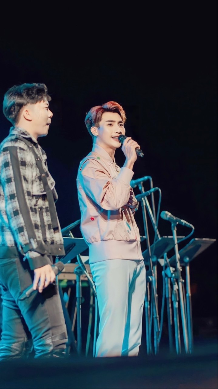 บ้านฮักยุทธ อนุวัฒน์ ระเบียบวาทะศิลป์