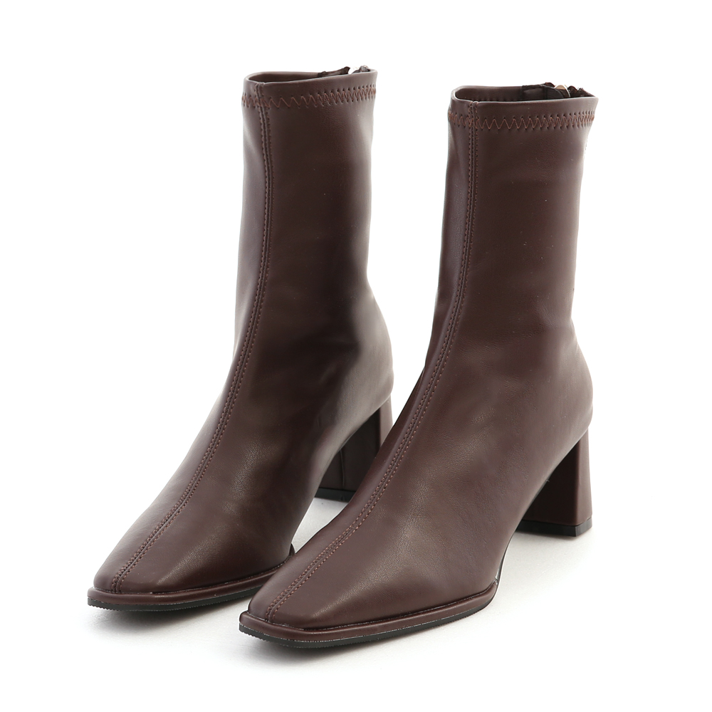 D+AF 美腿歐膩．微尖頭中車線高跟襪靴