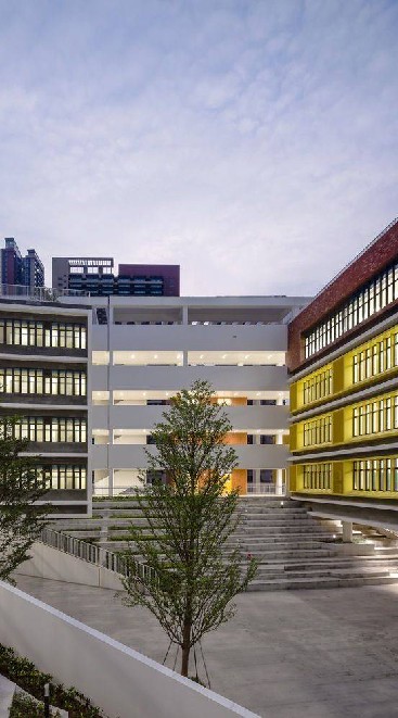 โรงเรียนเมจิ(ห้องสอนงานห้องเรียนห้องคุย)