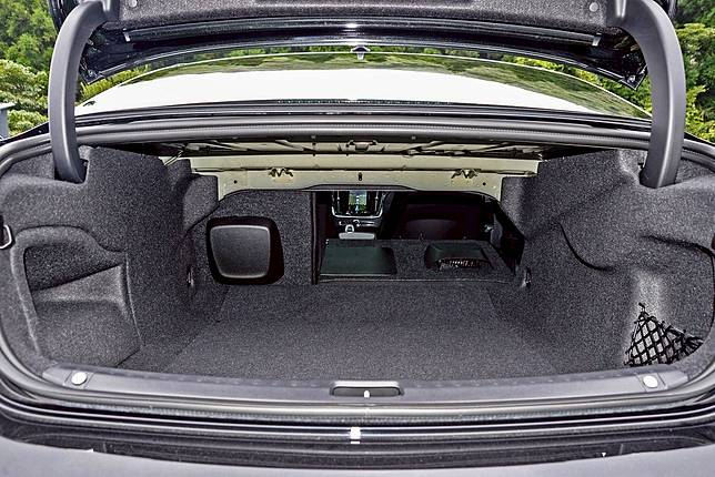 高身長斯堪地那維亞極簡美駒volvo S90 B4 Inscription 安全試駕 Zeek玩家誌 Line Today