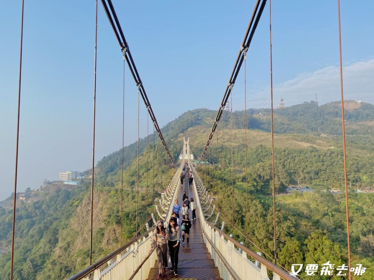 別只去阿里山！嘉義梅山12大祕境：最美茶園步道、台版九寨溝、海拔最高吊橋