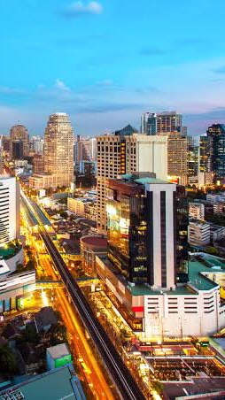 รับฝากขายบ้าน คอนโด ที่ดิน นายหน้ามืออาชีพ