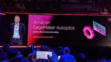 【AWS re:Invent 2019】想輕鬆跑機器學習？AWS SageMaker Studio 大幅降低門檻