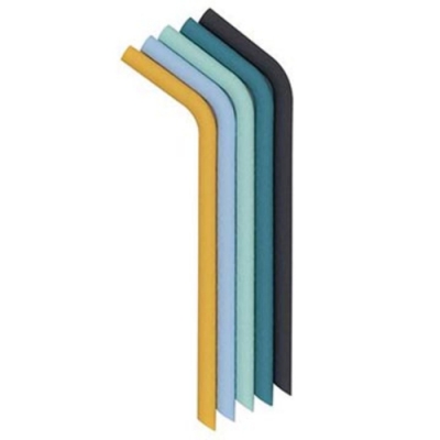 材質柔軟方便收納及降低翻倒飲料 大人小孩皆適合，避免不小心撞傷 附不鏽鋼+尼龍製清潔刷 再也不用擔心咬吸管會變形 可重複使用，減少污染又環保