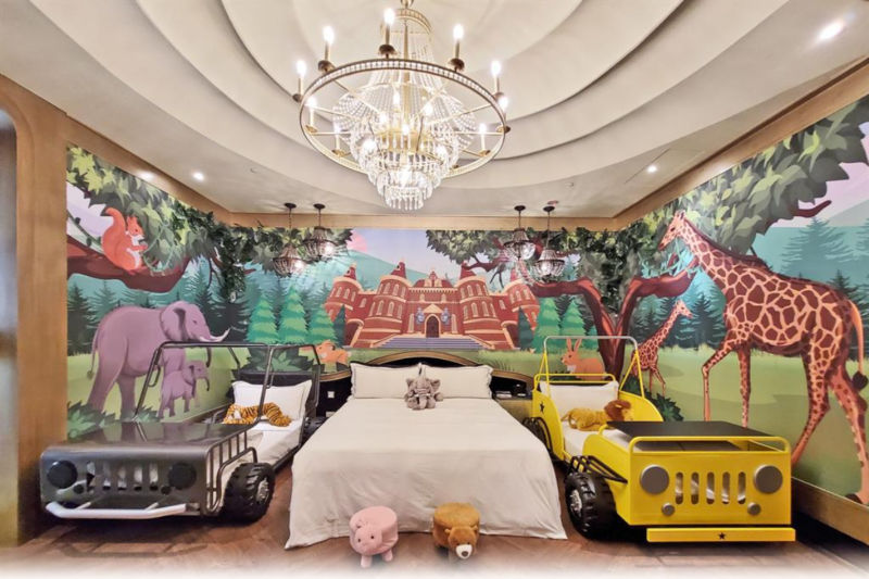 台中親子住宿推薦 芭蕾城市度假旅店 叢林親子主題房 攀岩場