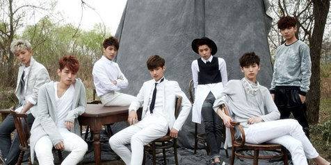 Boyband Korea Romeo Terlibat Kecelakaan Mobil Saat Menuju Event