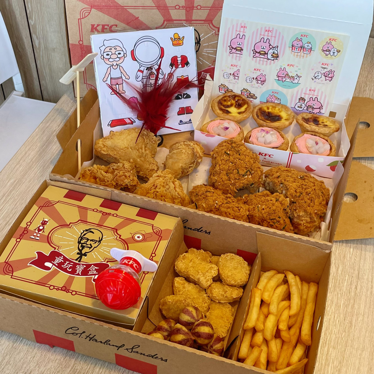 肯德基新品「玫瑰荔枝Ｑ蛋塔」玫瑰奶霜＋荔枝凍，再推海苔肉鬆脆雞