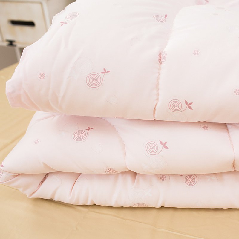 小粉紅羊毛被 英國小羊毛 超保暖被100%(雙人6尺*7尺 ) 台灣