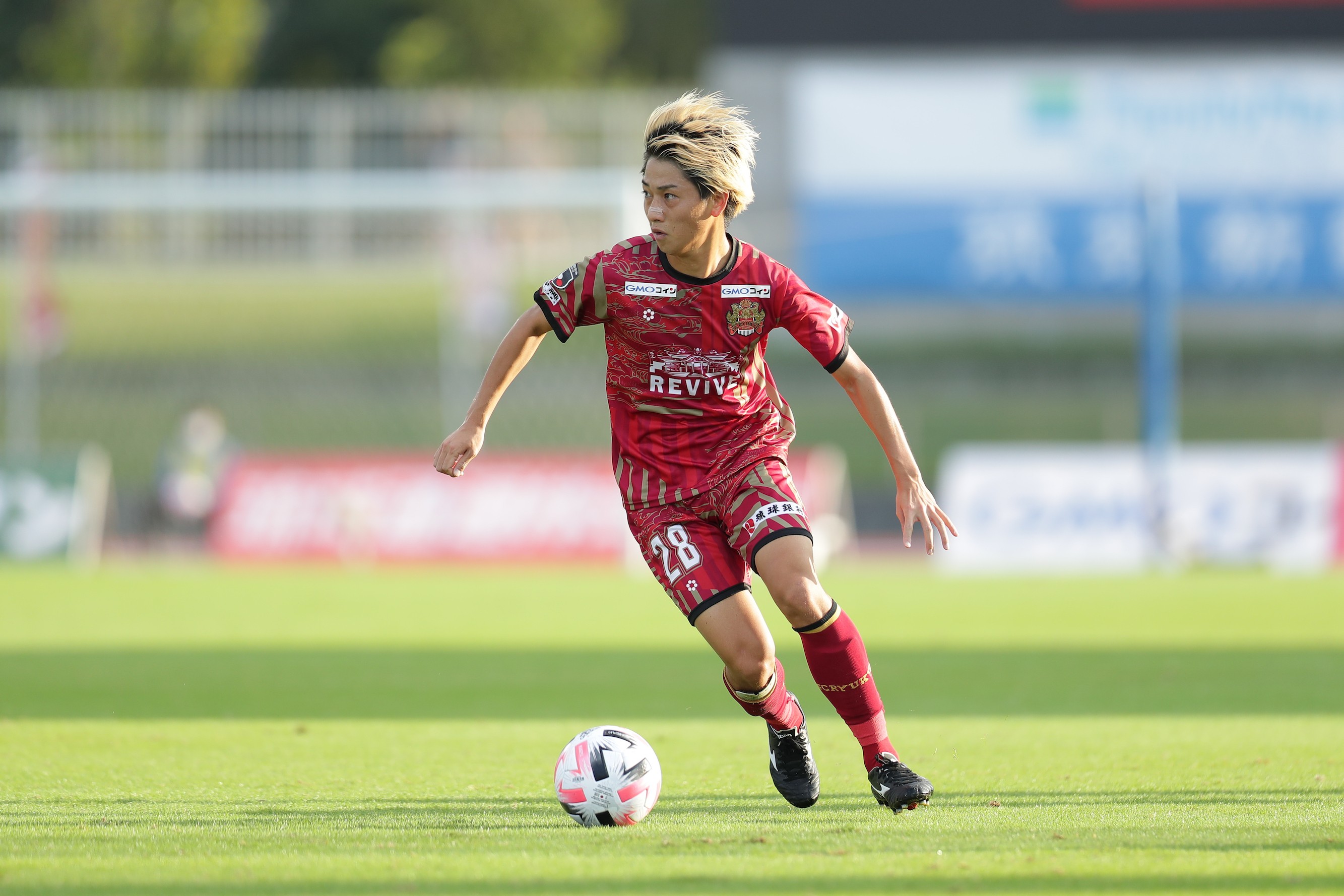 レッズの新プレーメーカー・小泉佳穂が大切にしている大先輩からの助言