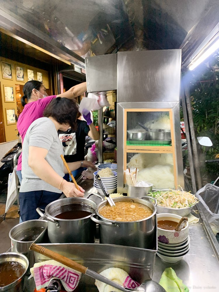  嘉義小吃, 嘉義美食, 嘉義粄條, 米粉湯, 嘉義滷菜