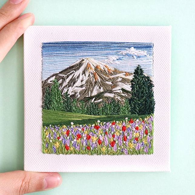 Siap dijadikan pajangan di ruangan  Foto: copyright instagram.com/carolinatorresart