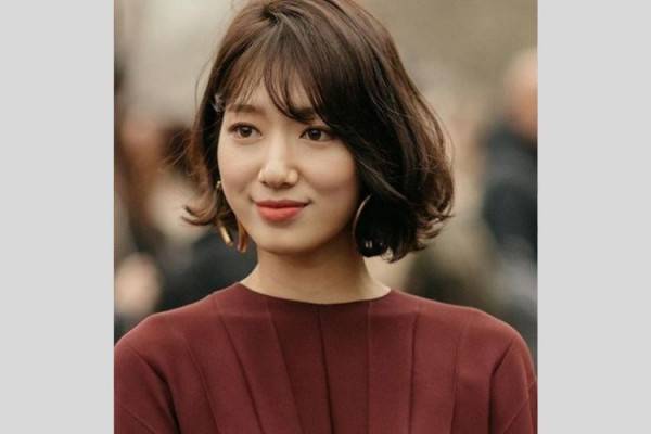 7 Inspirasi Model Rambut Pendek A La Wanita Korea