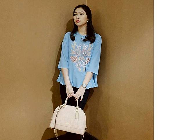 7 Gaya Artis Indonesia Saat Lebaran!