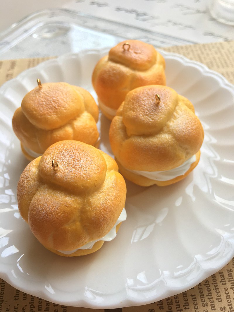 為什麼你包包上有泡芙? 甜蜜蜜的奶油泡芙 讓你一整天都甜滋滋!