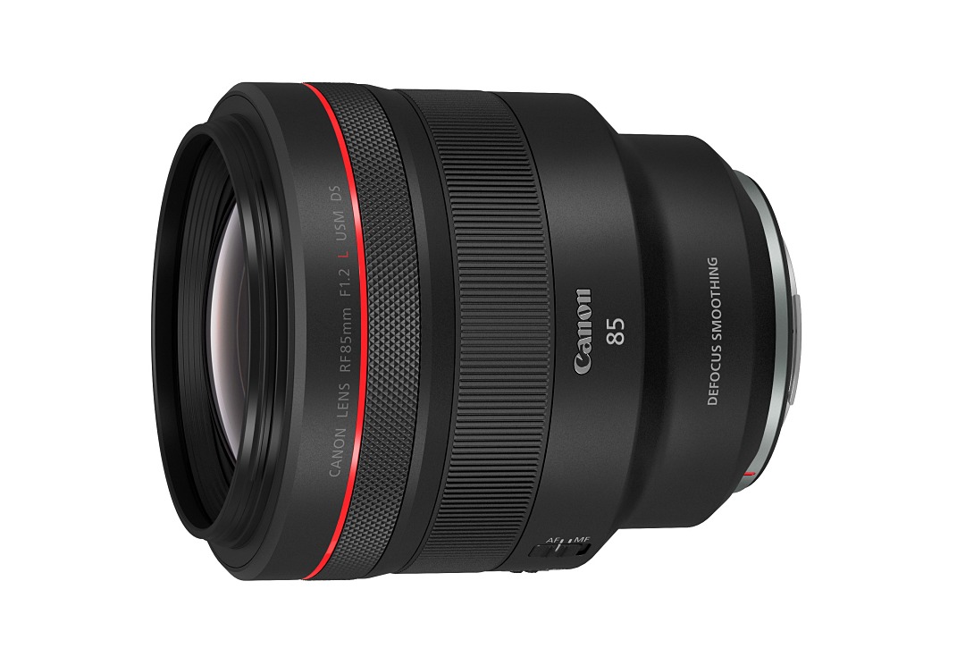 Canon 推出兩款 RF 望遠鏡頭：70-200mm F2.8L、85mm F1.2L，分別搭載輕量化技術與獨家 DS 鍍膜