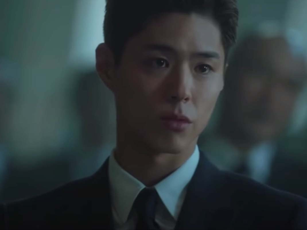 Netflix《青春紀錄》看點1：朴寶劍化身黑道老大？「斯文敗類」超帶感！