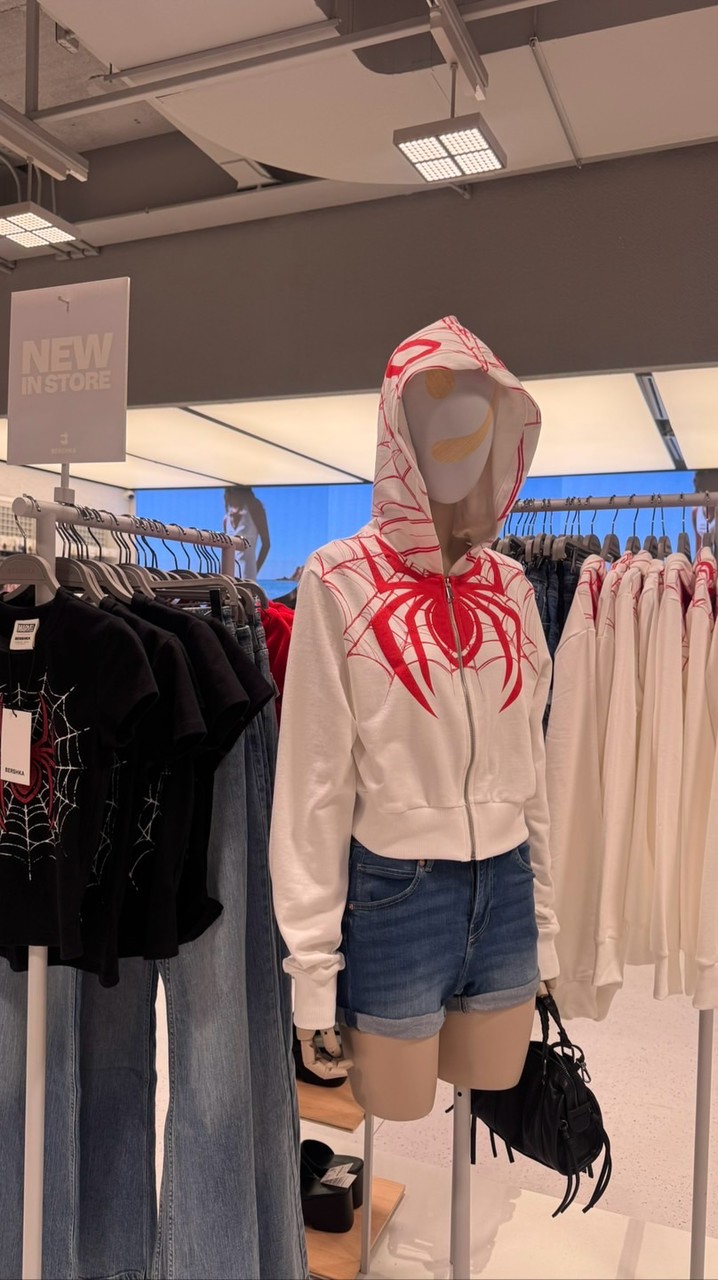 รับหิ้วทุกแบรนด์🛍️