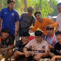 ซุ้ม ตาต้าร์พาณิชย์ฟาร์ม