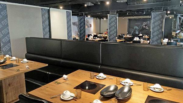 【台北美食】肉多多火鍋古亭旗艦店-最低不到400元蔬菜、副餐、冰淇淋無限量吃到飽！壽星送肉蛋糕！