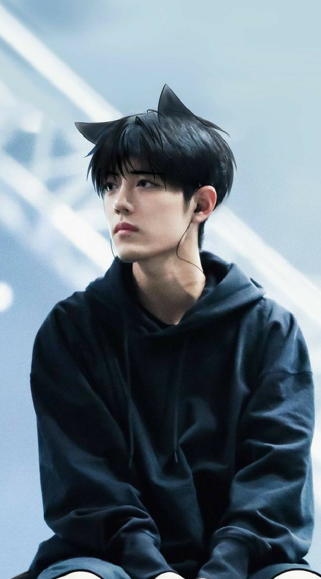 : 𝐮𝐧𝐢𝐯𝐞𝐫𝐬𝐢𝐭𝐲 𝐭𝐡𝐞 𝐮𝐧𝐭𝐚𝐦𝐞𝐝.✨