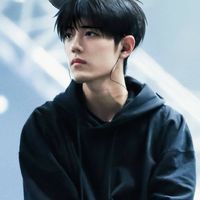 : 𝐮𝐧𝐢𝐯𝐞𝐫𝐬𝐢𝐭𝐲 𝐭𝐡𝐞 𝐮𝐧𝐭𝐚𝐦𝐞𝐝.✨