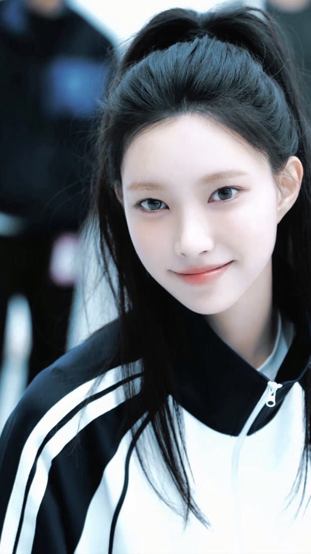 美工群