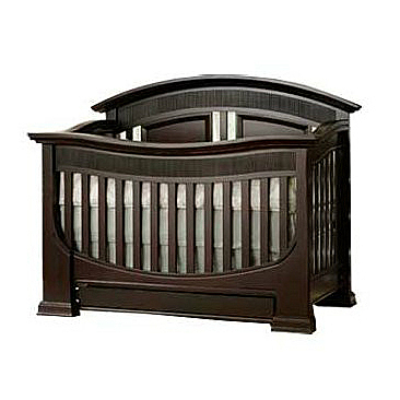 結合實心背板, 床頭頂線大氣的特殊拱形設計 為此件嬰兒床添加了極致的王子風範。