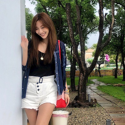 百搭的修腿短褲絕對是春夏必備單品 美式風格的剪裁設計 I.REAL曾莞婷賣場未提供換貨服務