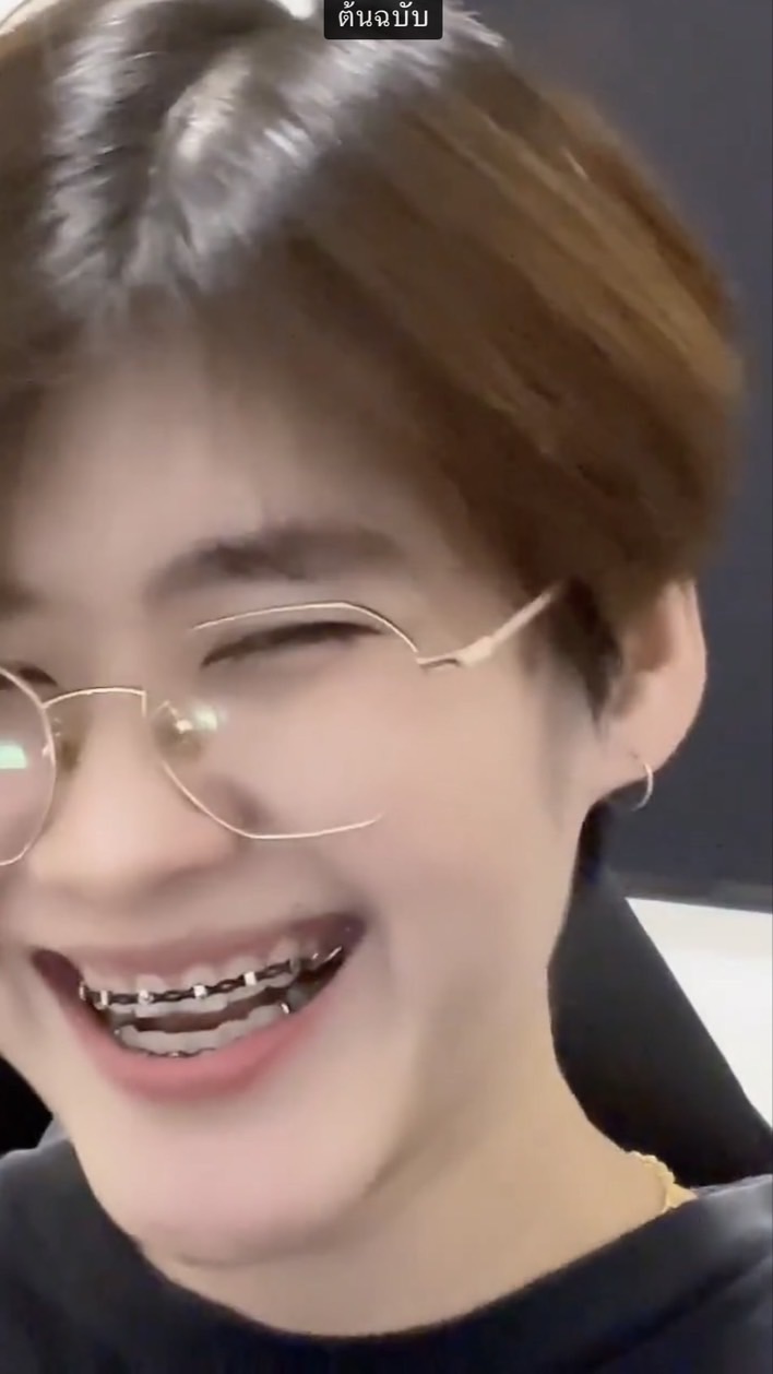 ครอบครัวยิ้มลิมิเต็ด ☺️