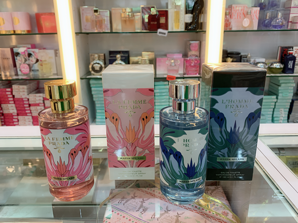 倪倪愛漂亮-（必買美妝推薦）空姐網美名媛美妝香水超值購物聖堂－MLD 美樂蒂美容美髮香水材料-台中西屯店直擊分享