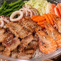 หมูกระทะย่างให้เมกับตอง 🥓✨