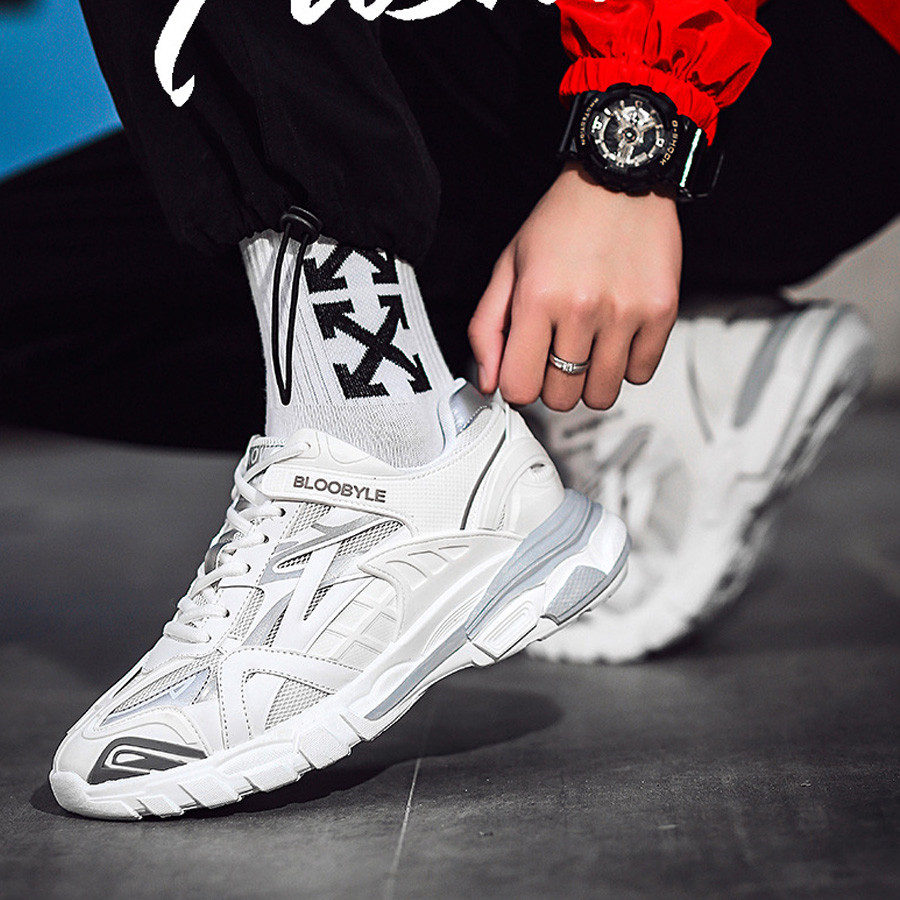 尺寸數據 EUR (歐洲碼) 腳長 (cm) 統高 (cm) 39 24.5 8 40 25 8 41 25.5 8 41 26 8 43 26.5 8 44 27 8 此款以歐洲碼為主 *以上平放測