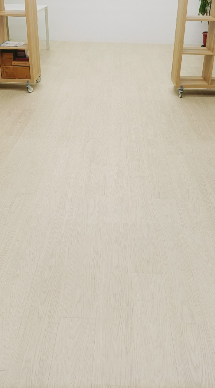 超凡駿業行政部