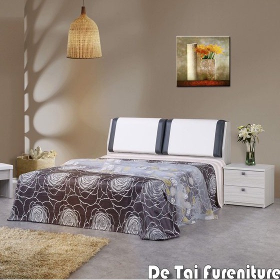 賈桂琳 5尺雙人六件組(床頭箱+床底+床頭櫃+衣櫥+化妝台+化妝椅)