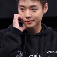 朴志訓的May🎀
