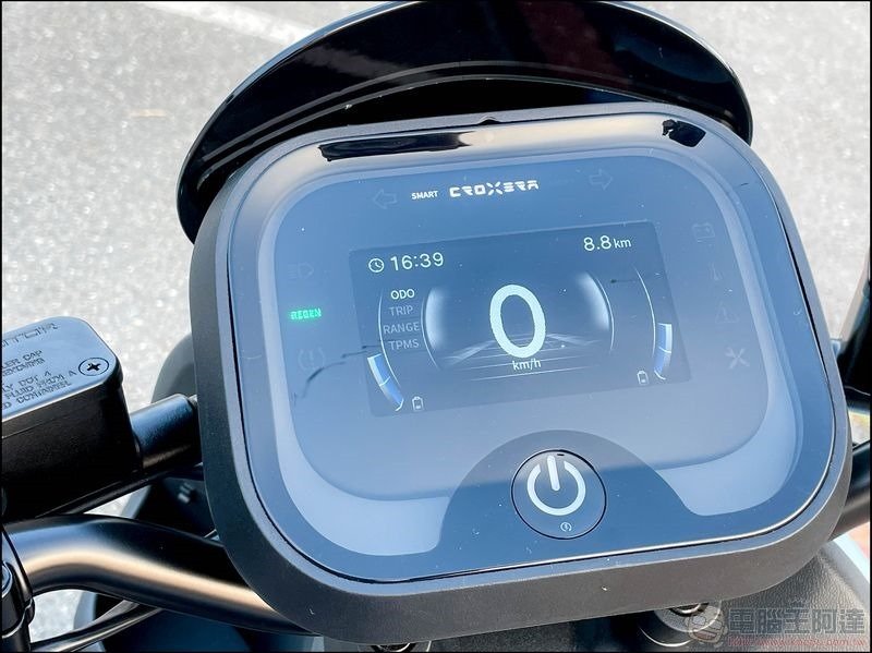 宏佳騰智慧電車 Ai-3 Comfort 開箱體驗 - 11