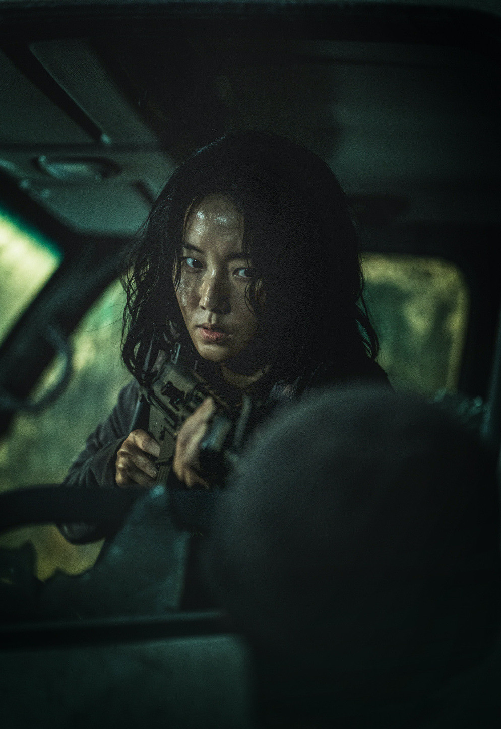 《屍速列車2：感染半島》成票房冠軍！姜棟元超越孔劉，首日票房逼近2400萬