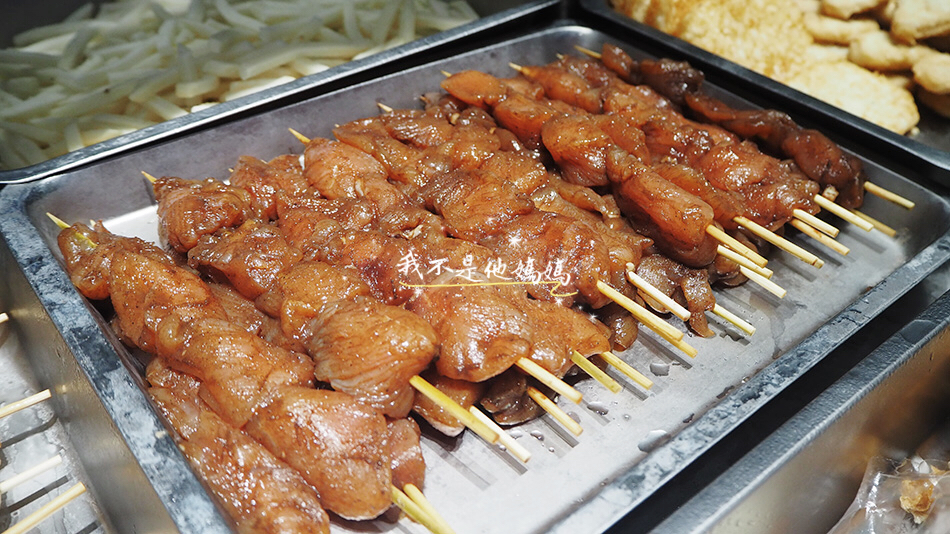 公館鹽酥雞,龍哥無骨雞腿排,轟炸雞排,秀泰影城,公館秀泰影城,公館雞排推薦,公館烤肉,公館燒肉,公館鹽酥雞,炸老大,炸去啃,水源市場,公館 平價晚餐