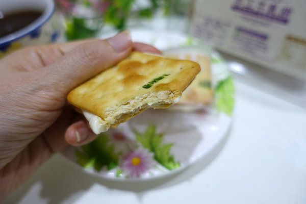 淡水必買老街伴手禮-愛牧手作工坊牛軋餅、豬肉紙，手工製作低糖配方淡水手信，好吃網購零嘴，外國人喜歡的台灣伴手禮