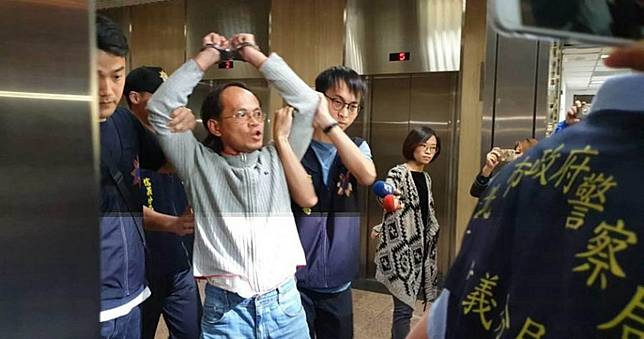 曾持鋼筋打傷賴香伶　李明彥又闖北市勞動局「丟酒瓶」
