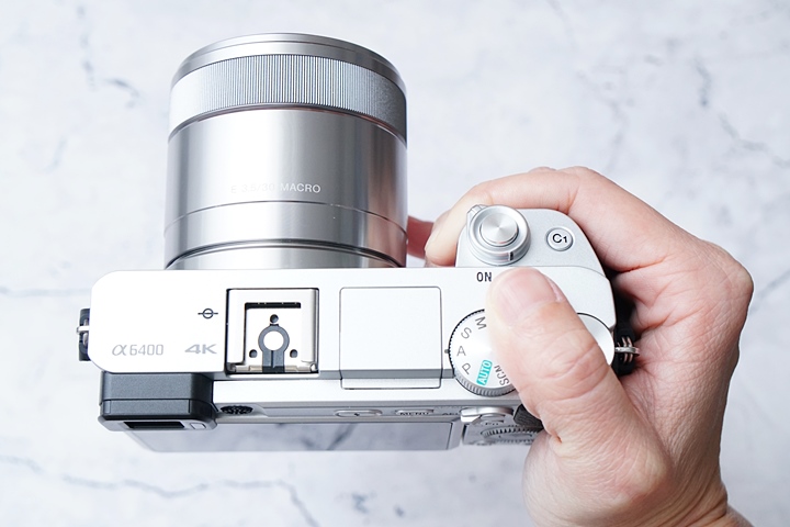 攝錄輕旗艦 Sony A6400 隨身相機動手玩