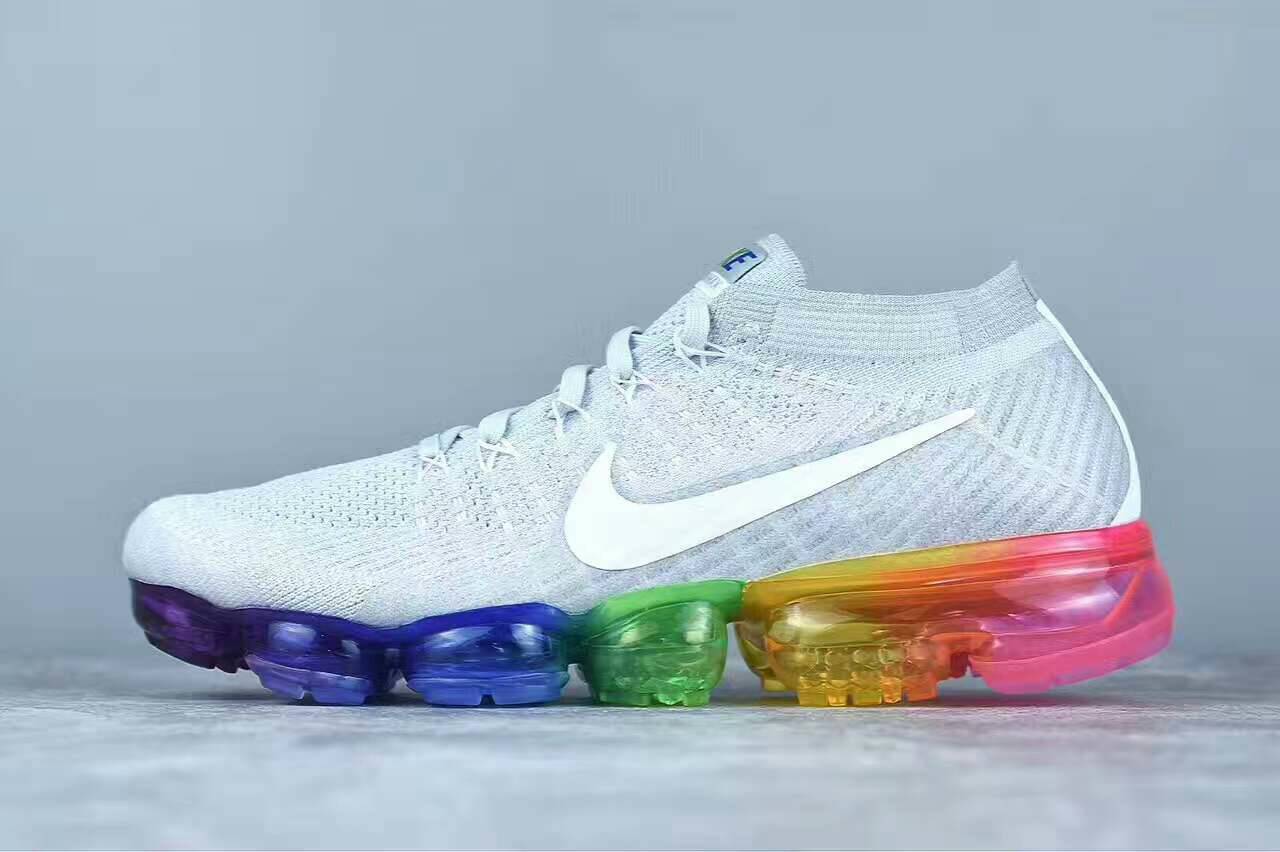 Nike Air VaporMax Flyknit 2018 蒸汽大氣墊慢跑鞋「白彩虹」 情侶款