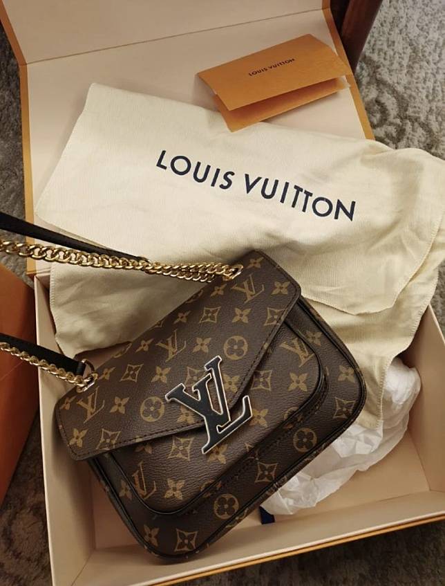 Louis Vuitton F√ licie Strap & Go 2021 Ss, Brown