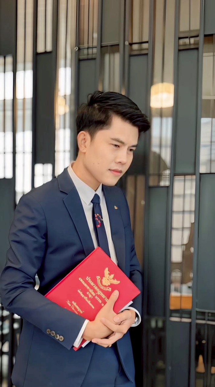 ด้อมแฟนตัวยงทนายพัฒน์